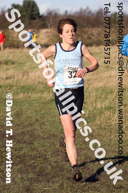Womens masters and mens over-65s North Eastern Masters, Wallsend. Photo: David T. Hewitson/Sports for All Pics